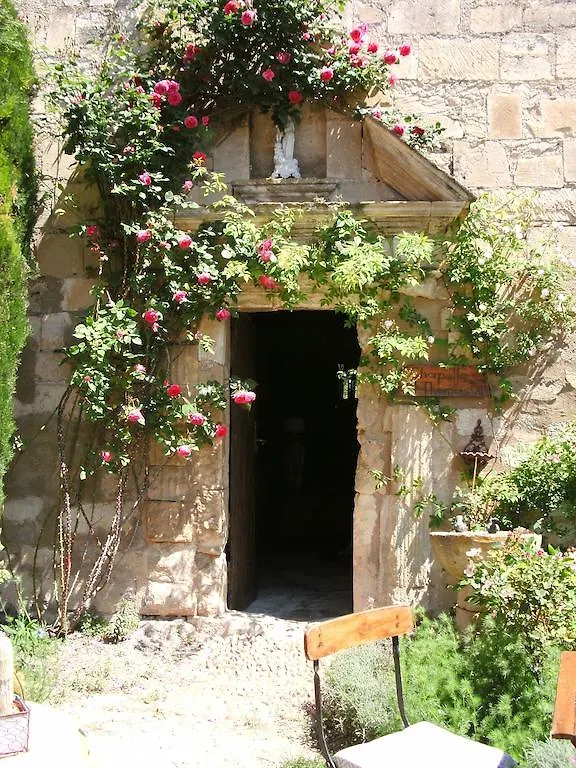 Le Presbytere En Provence Guest House Saint-Etienne-du-Gres 0*,