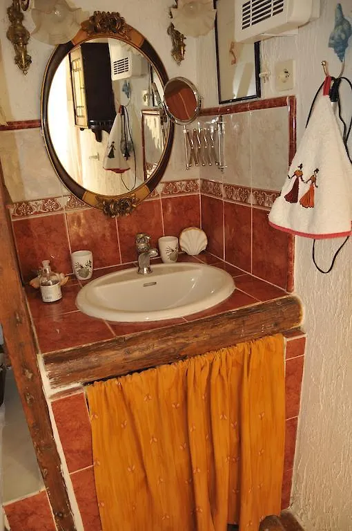 Le Presbytere En Provence Guest House Saint-Etienne-du-Gres