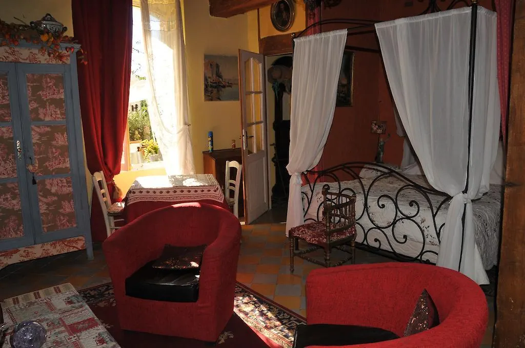 Le Presbytere En Provence Guest House Saint-Etienne-du-Gres